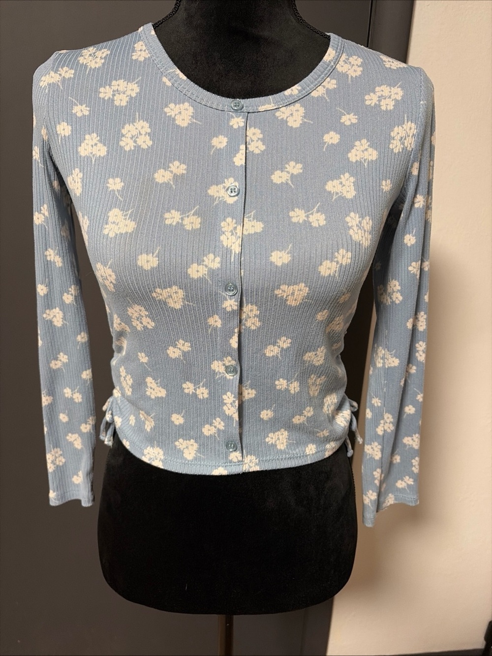 Self Esteem Blue Floral Button-Front Ribbed Long-Sleeve Top
